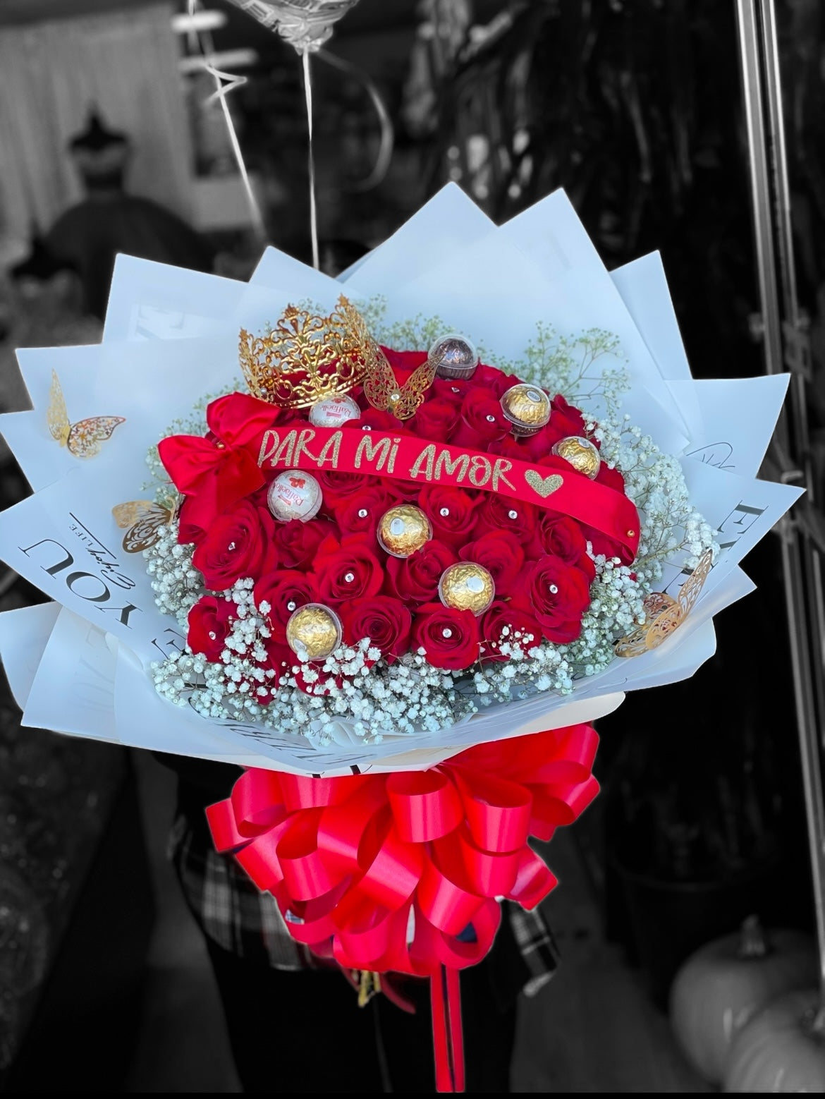 “Para Mi Amor” 30 Red Roses with Chocolates bouquet